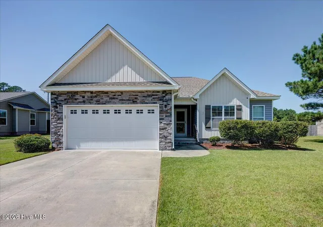 Photo 1 of Single family home for sale at 106 Trellis Ln, Vanceboro, NC 28586 | MLS# 100601998 | Listing updated on 2026-09-14