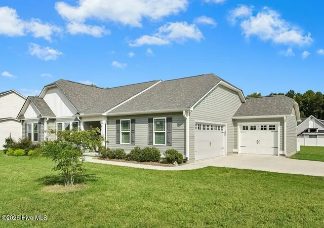 Photo 1 of Single family home for sale at 42 River Banks Dr, Kenly, NC 27542 | MLS# 100605563 | Listing updated on 2026-10-19