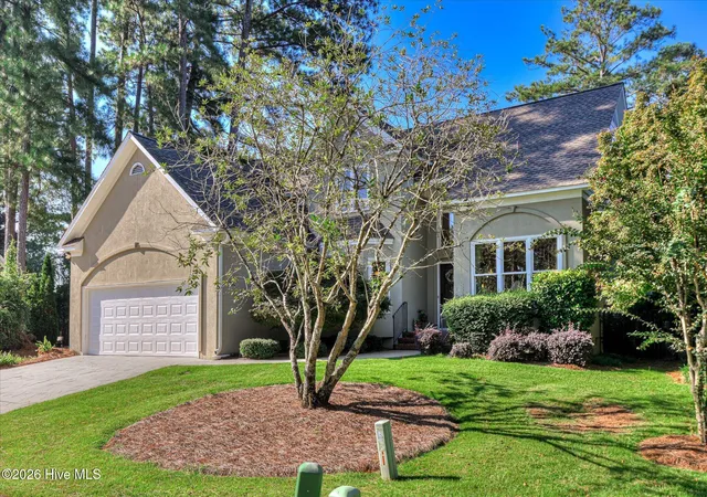 Photo 2 of Single family home for sale at 670 Glen Abbey Dr, Augusta, GA 30907 | MLS# 100608964 | Listing updated on 2026-10-29
