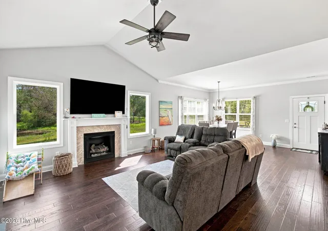 Photo 4 of Single family home for sale at 2000 Southport Ln, Southport, NC 28461 | MLS# 100600759 | Listing updated on 2026-09-21