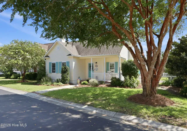 Single family home for sale at 200 Macgregor Dr, Beaufort, NC 28516 | MLS# 100601027