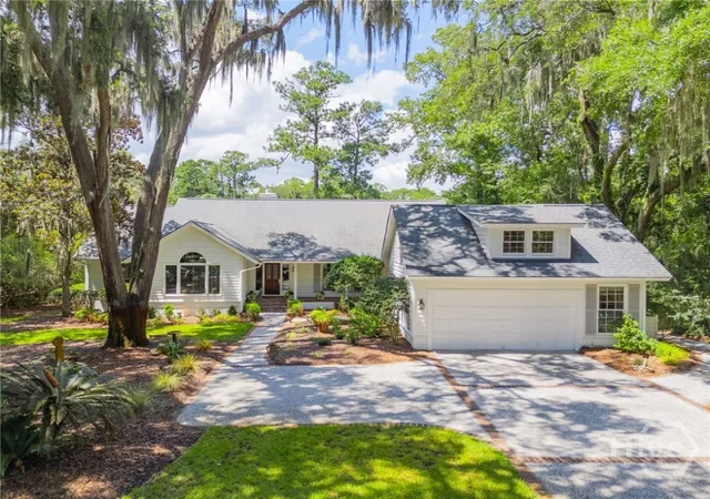 Photo 1 of Single family home for sale at 24 Marsh Tower Ln, Savannah, GA 31411 | MLS# SA363521 | Listing updated on 2026-09-19