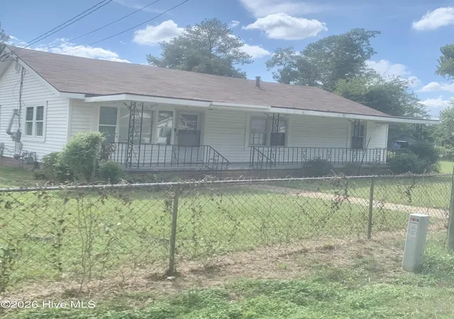 Photo 3 of Single family home for sale at 1917 Lazenby Dr, Augusta, GA 30906 | MLS# 100602788 | Listing updated on 2026-09-12