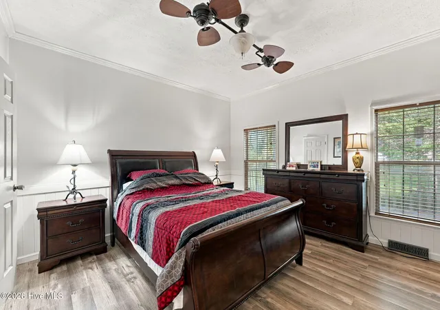 Photo 4 of Single family home for sale at 215 Jonaquins Dr, Beaufort, NC 28516 | MLS# 100609735 | Listing updated on 2026-10-17