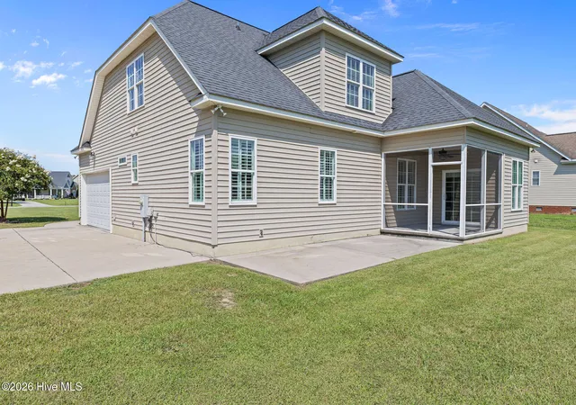 Photo 4 of Single family home for sale at 3047 Poplar Grv Dr, Greenville, NC 27858 | MLS# 100561785 | Listing updated on 2026-09-04