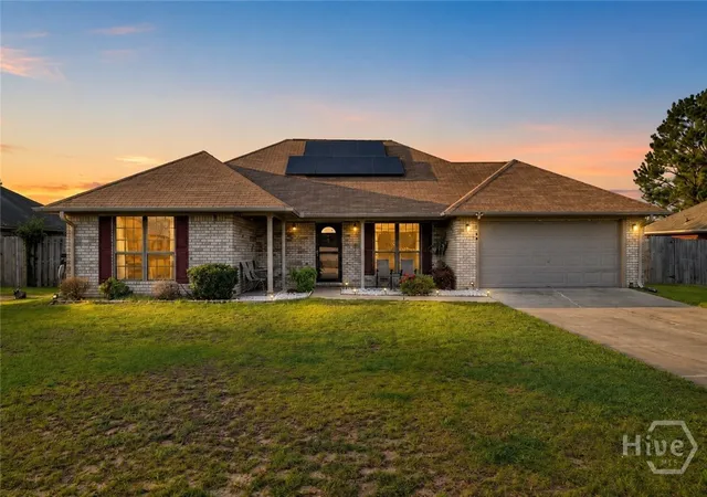 Photo 2 of Single family home for sale at 2140 Walberg Dr, Hinesville, GA 31313 | MLS# SA360993 | Listing updated on 2026-09-07