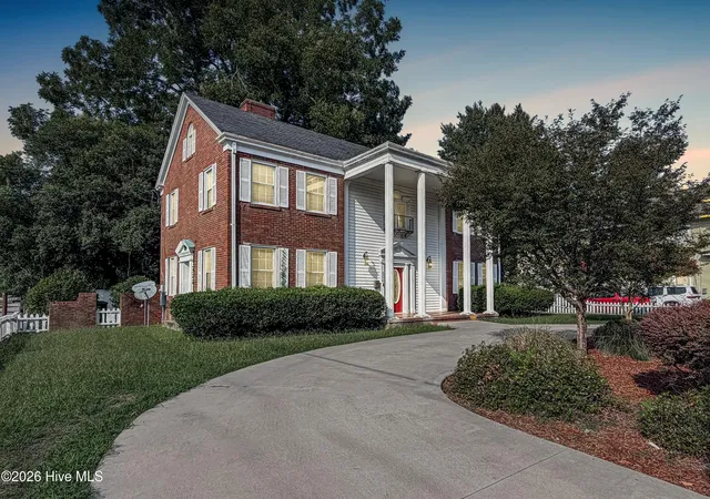 Photo 1 of Single family home for sale at 506 W Church St, Elizabeth City, NC 27909 | MLS# 100600966 | Listing updated on 2026-09-03