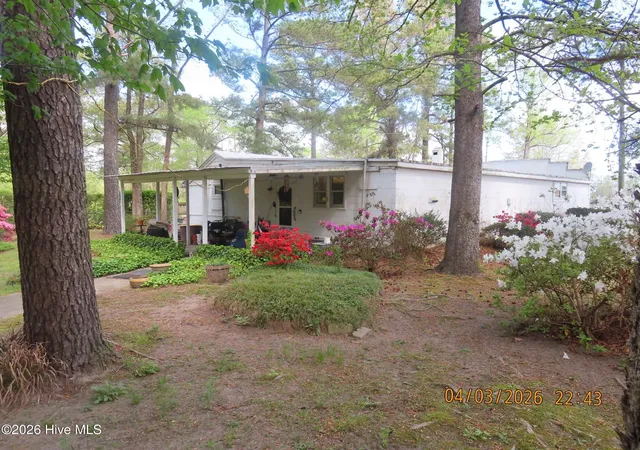 Photo 3 of Single family home for sale at 401 British Rd, Kinston, NC 28501 | MLS# 100602150 | Listing updated on 2026-09-08