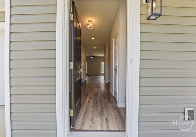 Photo 3 of Single family home for sale at 155 Orkney St, Savannah, GA 31407 | MLS# SA362376 | Listing updated on 2026-09-05