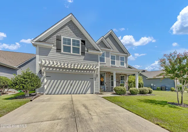 Photo 2 of Single family home for sale at 7924 Champlain Dr, Wilmington, NC 28412 | MLS# 100602250 | Listing updated on 2026-09-11