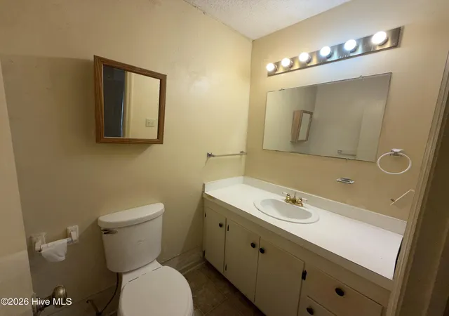 Photo 4 of Single family home for sale at 809 Isler St, Goldsboro, NC 27530 | MLS# 100603075 | Listing updated on 2026-09-15