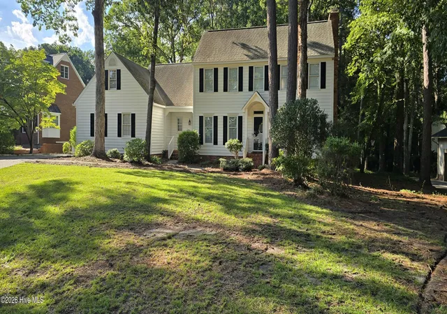Photo 2 of Single family home for sale at 110 Williams St, Greenville, NC 27858 | MLS# 100602870 | Listing updated on 2026-09-13