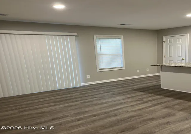 Photo 3 of Single family home for sale at 409 Goose Pond Ct, Castle Hayne, NC 28429 | MLS# 100601055 | Listing updated on 2026-09-03