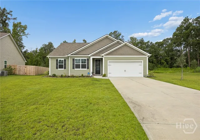 Photo 2 of Single family home for sale at 125 Wedge Cir, Richmond Hill, GA 31324 | MLS# SA363911 | Listing updated on 2026-10-01