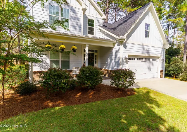 Photo 2 of Single family home for sale at 14 Montclair Ln, Pinehurst, NC 28374 | MLS# 100610156 | Listing updated on 2026-10-21