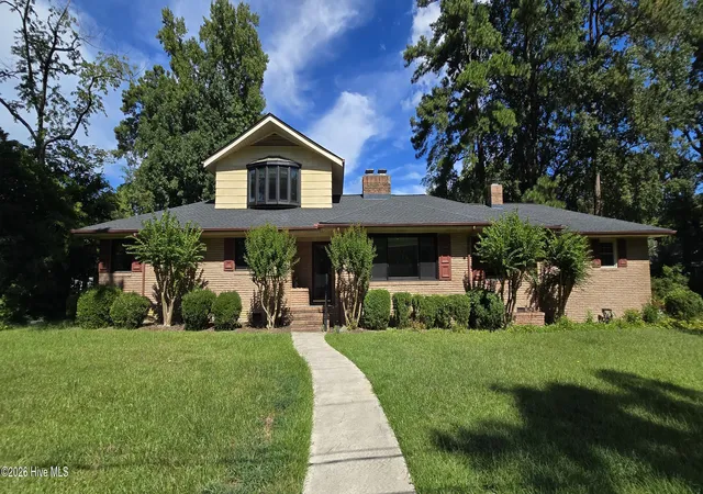 Photo 2 of Single family home for sale at 2001 Forest Hl Dr, Greenville, NC 27858 | MLS# 100602094 | Listing updated on 2026-09-09