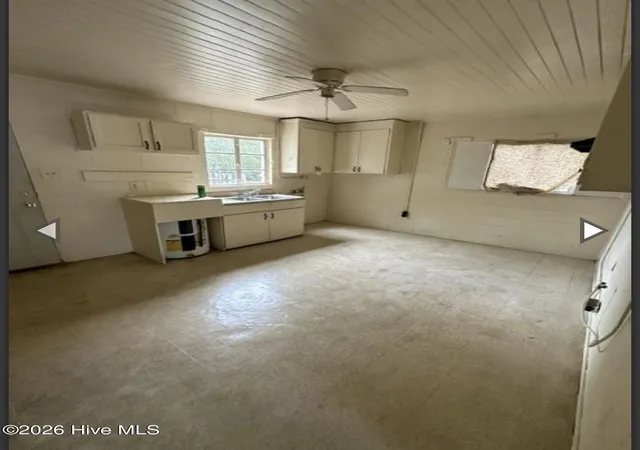 Photo 3 of Single family home for sale at 704 E Washington Ave, Kinston, NC 28501 | MLS# 100603403 | Listing updated on 2026-09-14