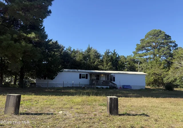 Photo 1 of Manufactured home for sale at 105 Colbert Ln, Hampstead, NC 28443 | MLS# 100611541 | Listing updated on 2026-10-27