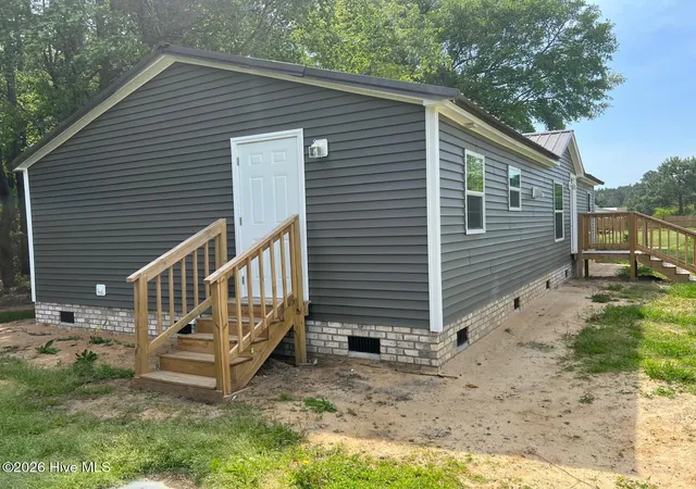 Photo 3 of Manufactured home for sale at 84 Willow Crk Ln, Whiteville, NC 28472 | MLS# 100600856 | Listing updated on 2026-09-18