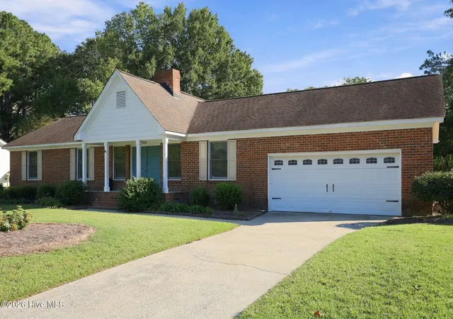 Photo 3 of Single family home for sale at 500 King Arthur Rd, Greenville, NC 27858 | MLS# 100609856 | Listing updated on 2026-10-26