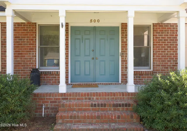 Photo 4 of Single family home for sale at 500 King Arthur Rd, Greenville, NC 27858 | MLS# 100609856 | Listing updated on 2026-10-26