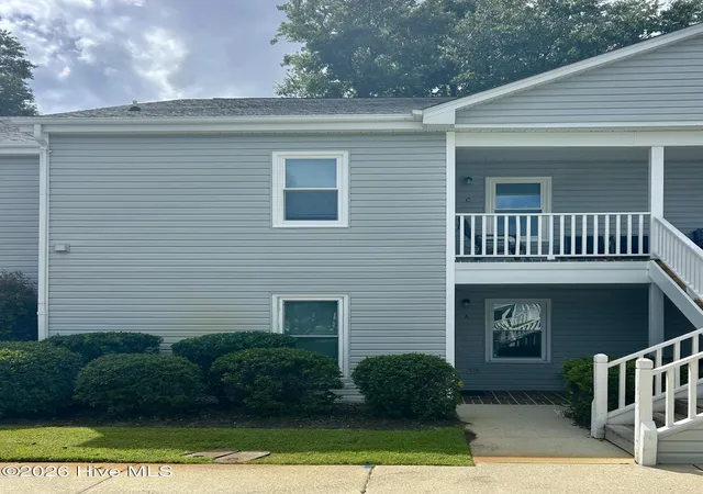 Photo 3 of Condo for sale at 2724 S 17th Street #Apt A, Wilmington, NC 28412 | MLS# 100602991 | Listing updated on 2026-09-17