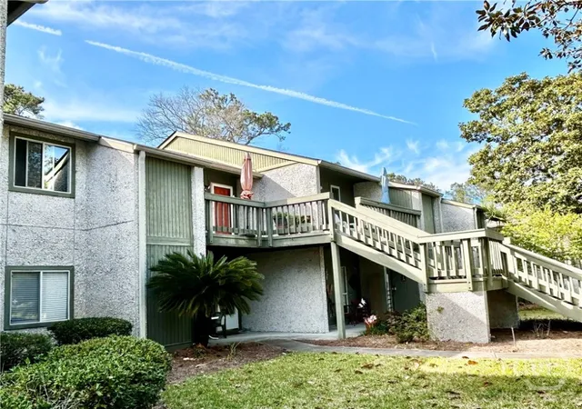 Listing Photo 3 - Condo for sale in building located at 52 Bull River Blf Dr, Savannah, GA 31410