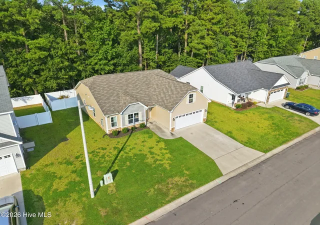 Photo 4 of Single family home for sale at 2401 Rhinestone Dr, Winterville, NC 28590 | MLS# 100602803 | Listing updated on 2026-09-14