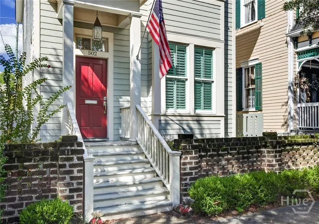 Photo 2 of Single family home for sale at 502 E Oglethorpe Ave, Savannah, GA 31401 | MLS# SA364018 | Listing updated on 2026-09-12