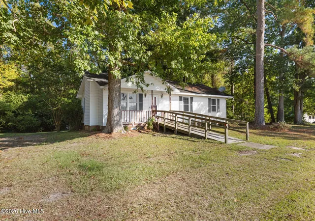 Photo 1 of Single family home for sale at 177 Quinn Store Rd, Beulaville, NC 28518 | MLS# 100610873 | Listing updated on 2026-10-16