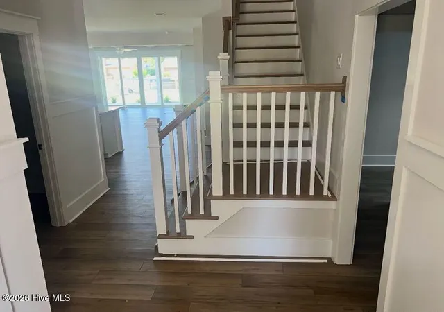 Photo 3 of Single family home for sale at 140 Flt Clam Dr, Wilmington, NC 28401 | MLS# 100587634 | Listing updated on 2026-09-03