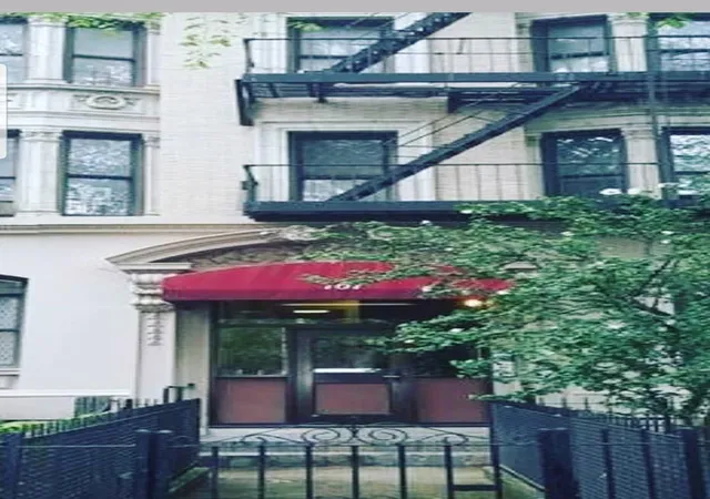 Condo for sale at 767 Eastern Pkwy #1B, New York City, NY 11213 | MLS# RLS10965911