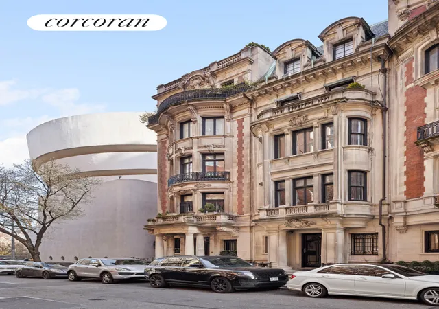 Townhouse for sale at 7 E 88Th St #TH, New York City, NY 10128 | MLS# RLS10994347