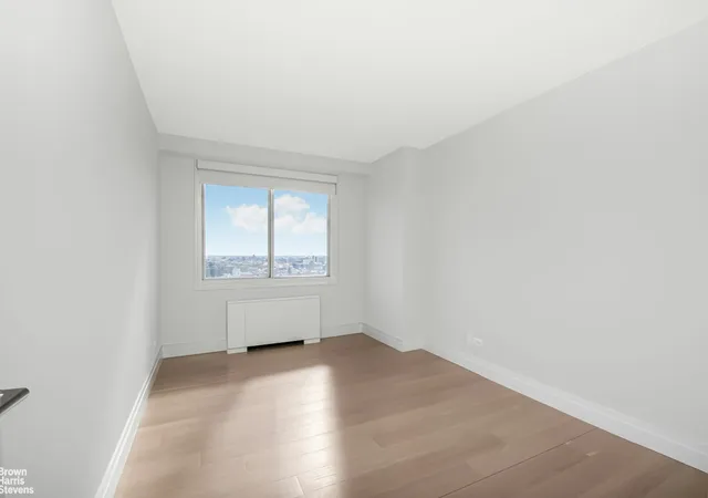Photo 4 of House for sale at 3333 Henry Hudson Pkwy #23V, New York City, NY 10463 | MLS# RLS11021080 | Listing updated on 2026-10-07
