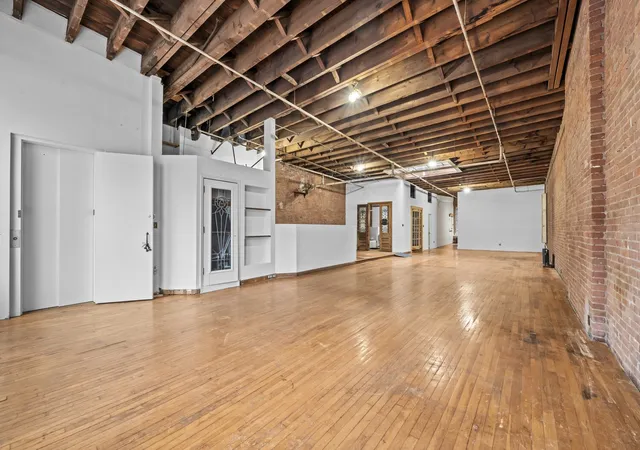 Photo 1 of Single family home for sale at 100 Prince St #5W, New York, NY 10012 | MLS# RLS20004978 | Listing updated on 2026-09-24