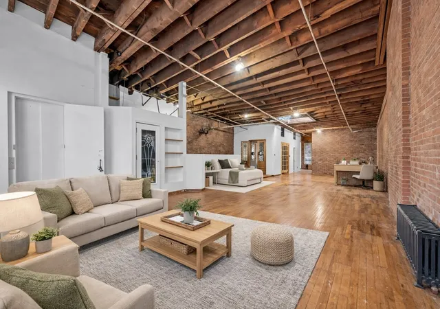 Photo 2 of Single family home for sale at 100 Prince St #5W, New York, NY 10012 | MLS# RLS20004978 | Listing updated on 2026-09-24