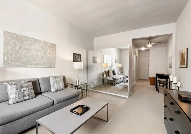 Photo 2 of Sale Pending at 530 E 84th St #5C, New York City, NY 10028 | MLS# RLS20034984 | Listing updated on 2026-09-19