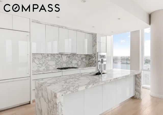 Photo 3 of Sale Pending at 10 Riverside Blvd #30B, New York City, NY 10069 | MLS# RLS20042096 | Listing updated on 2026-09-22