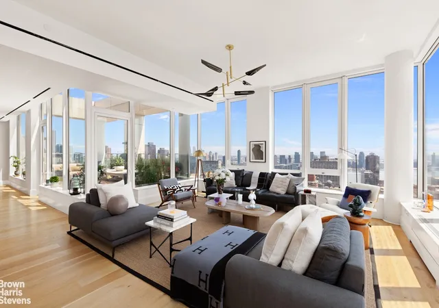 Listing Photo 3 - Condo for sale in building located at 368 3Rd Ave, New York City, NY 10016 - Unit #PH34A