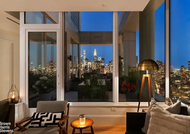 Listing Photo 4 - Condo for sale in building located at 368 3Rd Ave, New York City, NY 10016 - Unit #PH34A