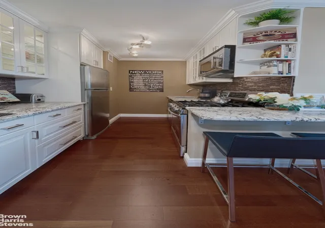 Photo 3 of House for sale at 61 W 62nd Street #6H, New York City, NY 10023 | MLS# RLS20048552 | Listing updated on 2026-09-03