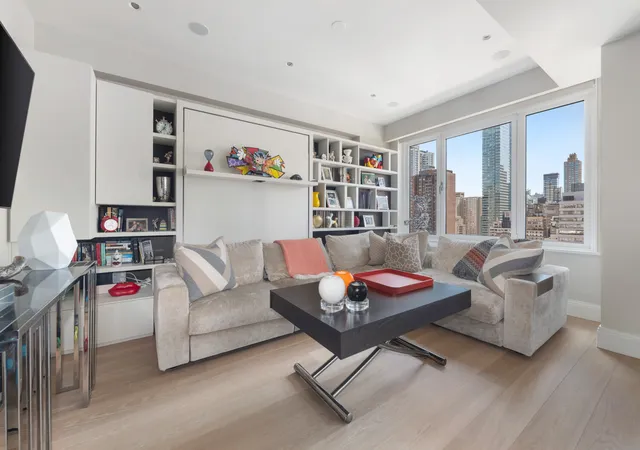 Photo 4 of Sale Pending at 200 E 62nd Street #19D, New York City, NY 10065 | MLS# RLS20052849 | Listing updated on 2026-09-17