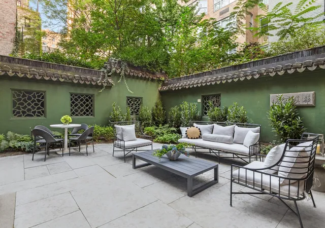 Photo 2 of Mansion for sale at 125 E 65th Street, New York City, NY 10065 | MLS# RLS20053868 | Listing updated on 2026-10-07