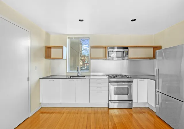 Listing Photo 5 - Condo for sale in building located at 515 5Th Ave, New York City, NY 11215 - Unit #3C