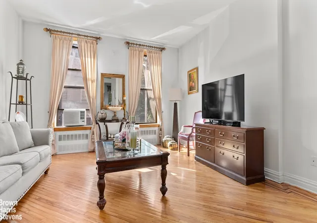 Photo 2 of Single family home for sale at 563 W 161st St, New York, NY 10032 | MLS# RLS20057463 | Listing updated on 2026-10-06