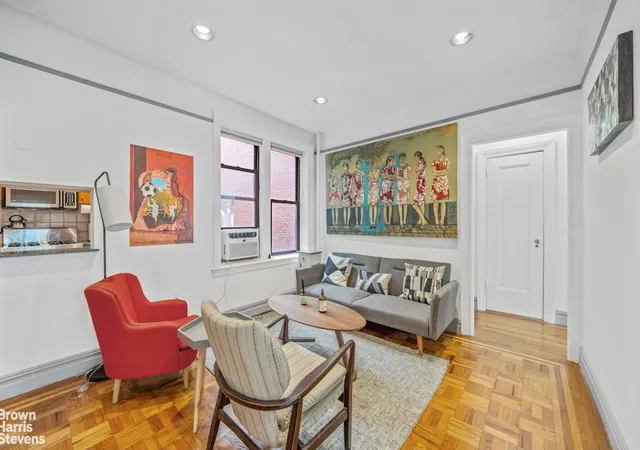 Photo 3 of Sale Pending at 332 E 84th St #4C, New York City, NY 10028 | MLS# RLS20057500 | Listing updated on 2026-10-01