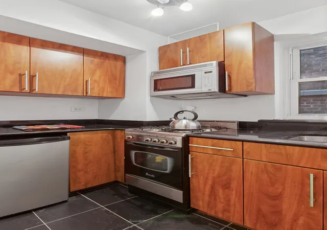Photo 5 of House for sale at 321 E 45Th St #11H, New York City, NY 10017 | MLS# RLS20058229 | Listing updated on 2026-08-30