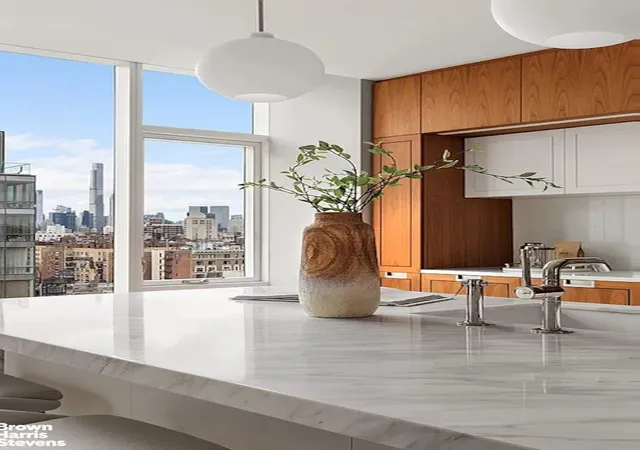 Photo 3 of House for sale at 1289 Lexington Ave #18B, New York City, NY 10028 | MLS# RLS20059616 | Listing updated on 2026-10-06