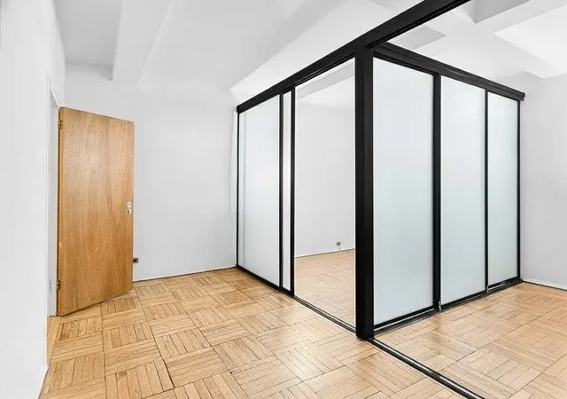 Listing Photo 5 - Condo for sale in building located at 15 W 84Th St, New York City, NY 10024 - Unit #1-J