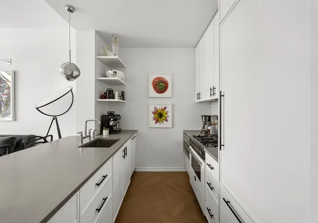 Photo 4 of Sale Pending at 184 Kent Ave #B612, New York City, NY 11249 | MLS# RLS20066564 | Listing updated on 2026-10-05